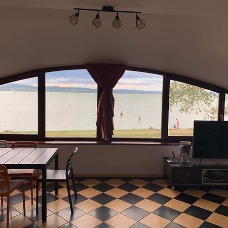 Szines Panorama Apartman Balatonlelle Exterior foto