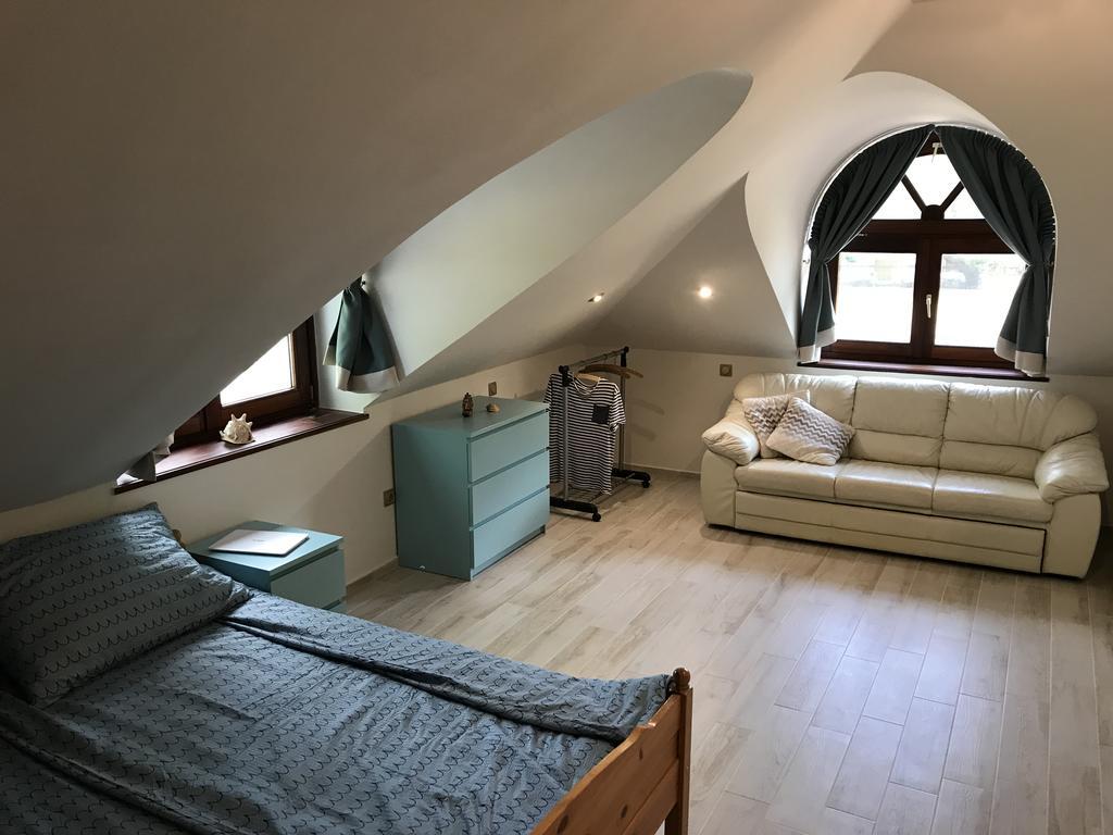 Szines Panorama Apartman Balatonlelle Exterior foto